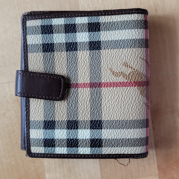 Burberry Haymarket wallet - Picture 3 of 16